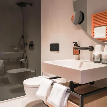Art Hotel 4*