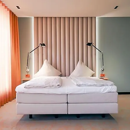 Art Hotel 4*